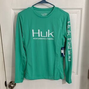 Huk women’s icon fishing sun shirt